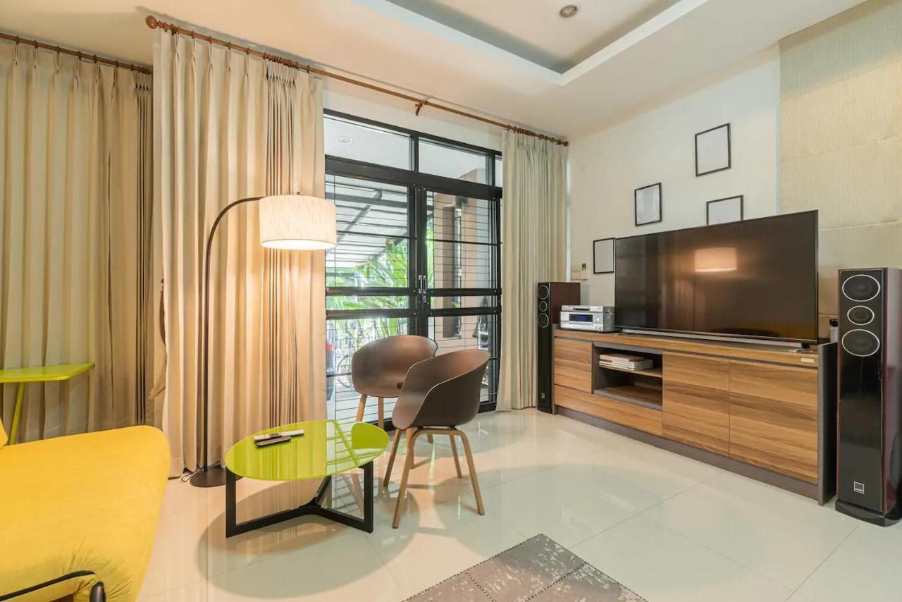 צ'יאנג מאי Loft Style Townhouse Near Old City מראה חיצוני תמונה